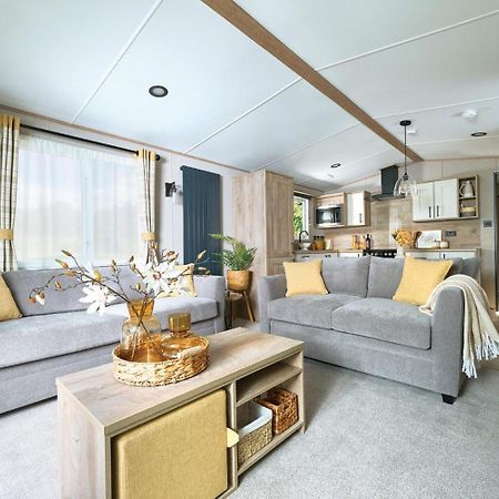 Emma'S Oasis 2-Bedroom Caravan At Durdle Door Sleeps 4 West Lulworth Eksteriør bilde